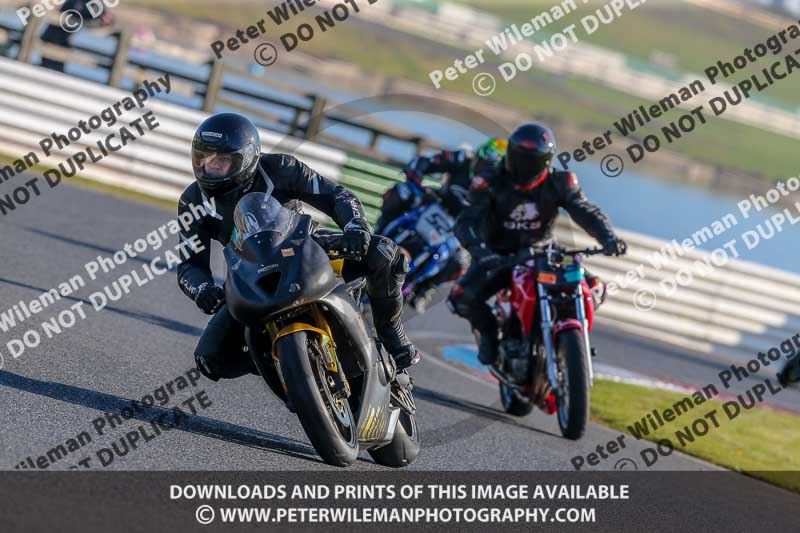 PJM Wedding Photography;enduro digital images;event digital images;eventdigitalimages;mallory park;mallory park photographs;mallory park trackday;mallory park trackday photographs;no limits trackdays;peter wileman photography;racing digital images;trackday digital images;trackday photos